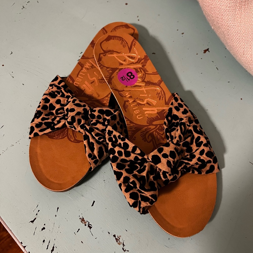 Leopard Knot Slide Sandals in Tan and Black - Women's